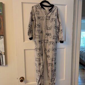 Carter’s Flannel Video Game Controller Onesie Pajama Footie Boys Size 8/8A